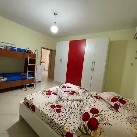 Alexa Beach Apartments * Velipoje